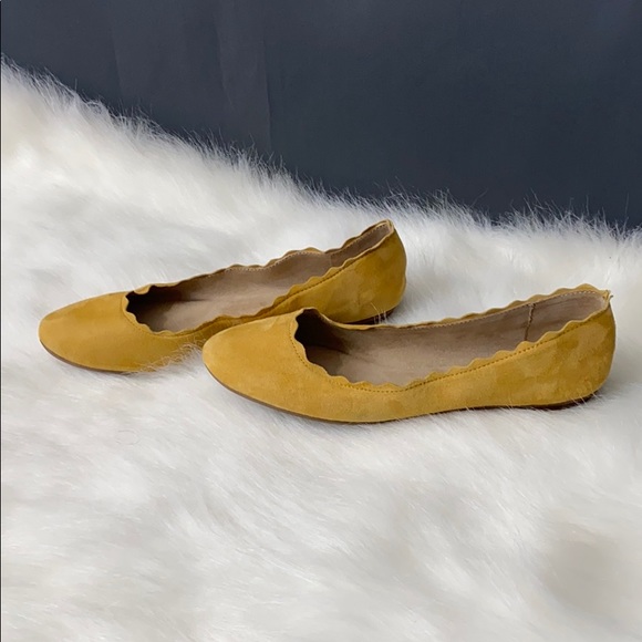 SALE Scalloped trim flats - Picture 2 of 5